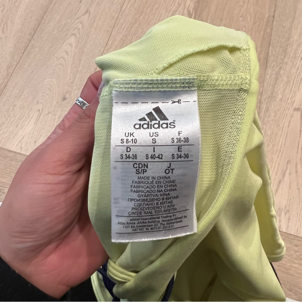 Adidas Tank - Picture 4 of 5